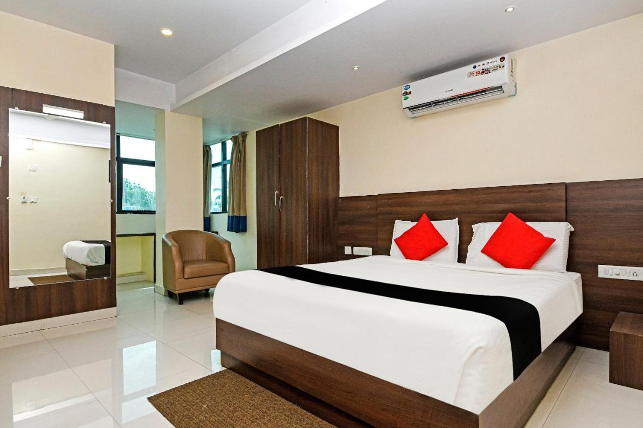 מייזור Capital O 76622 Hotel Raama Grand מראה חיצוני תמונה