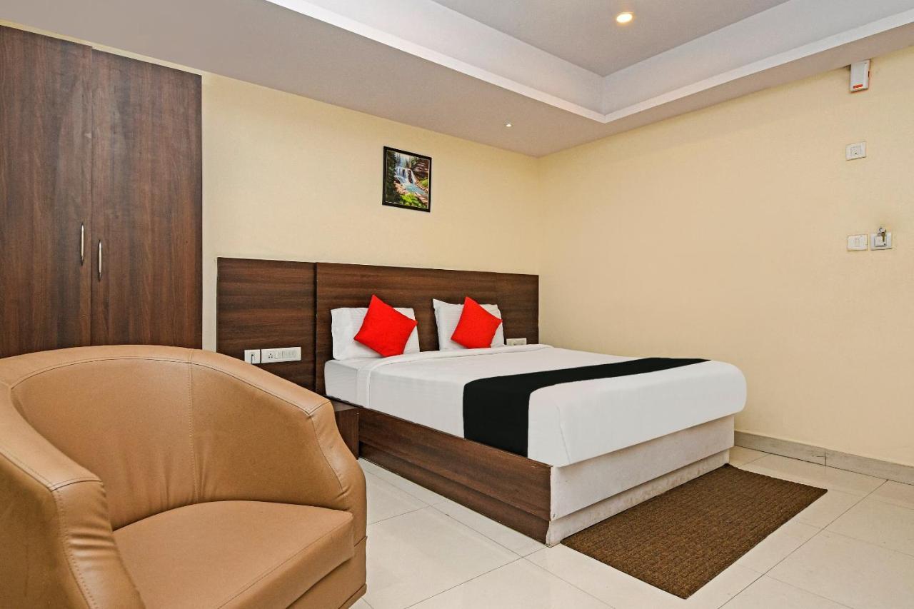 מייזור Capital O 76622 Hotel Raama Grand מראה חיצוני תמונה
